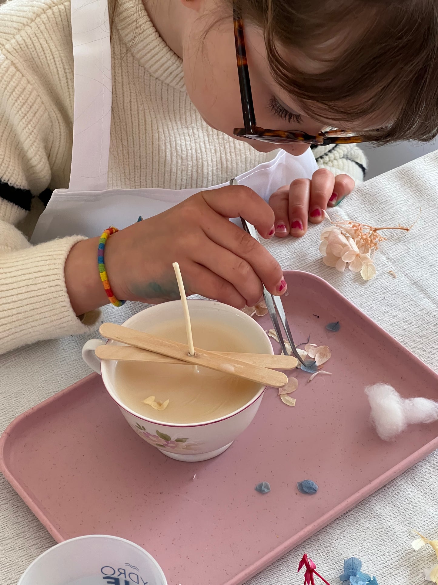 Atelier Bougie sur LE MANS – Crée ta bougie unique dans une tasse originale